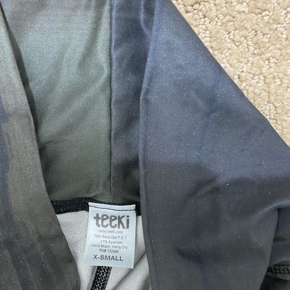 Teeki original crops - Picture 3 of 4